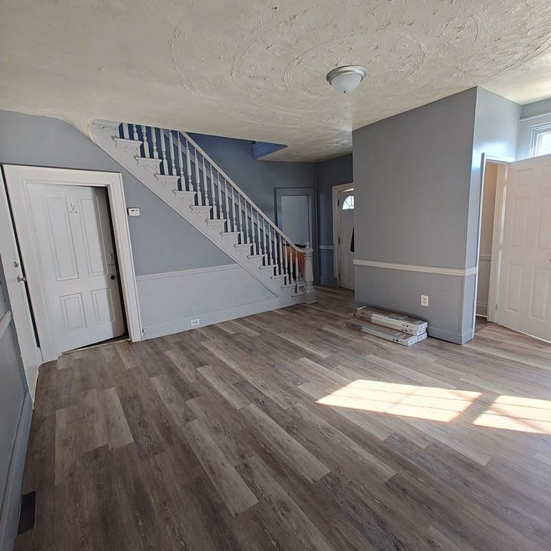 133 E Pennsylvania Ave - Photo 4 of 19