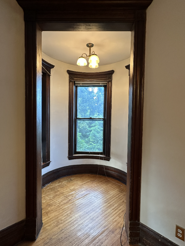 800 Hague Ave - Photo 3 of 15