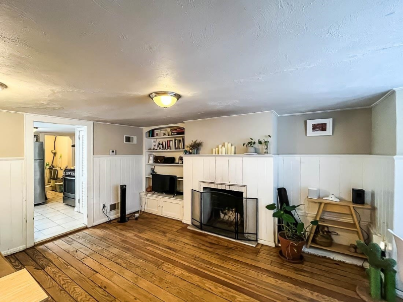 44 Pierce Ave - Photo 4 of 18