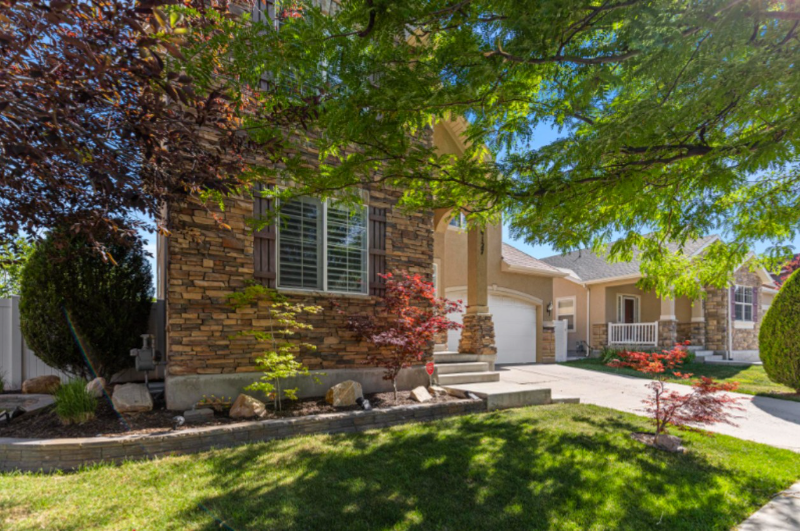 4127 W Red Orchard Way - Photo 3 of 20