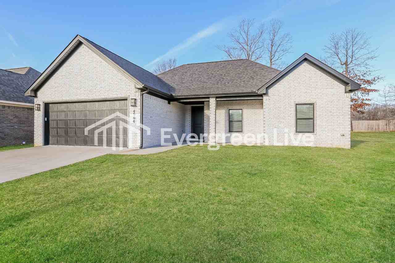 4564 Western Woods Dr - Photo 2 of 15