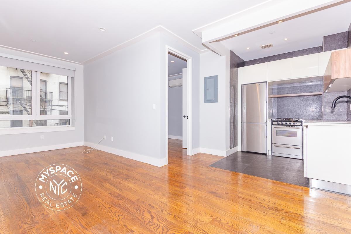 62 E 21st St #7a - Photo 4 of 9
