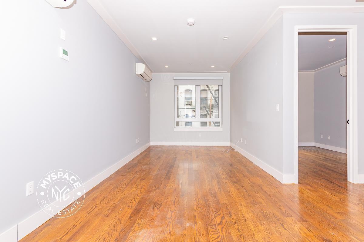 62 E 21st St #7a - Photo 5 of 9