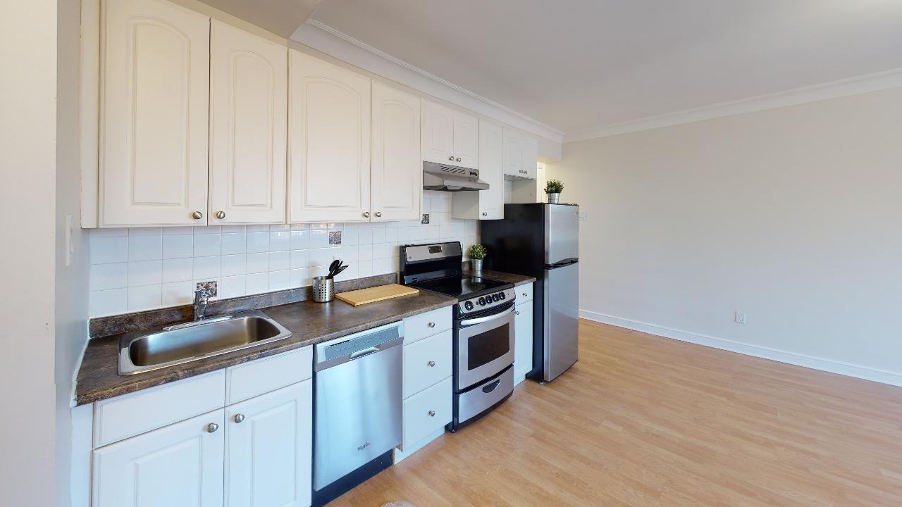 45 Somerset - Photo 4 of 10