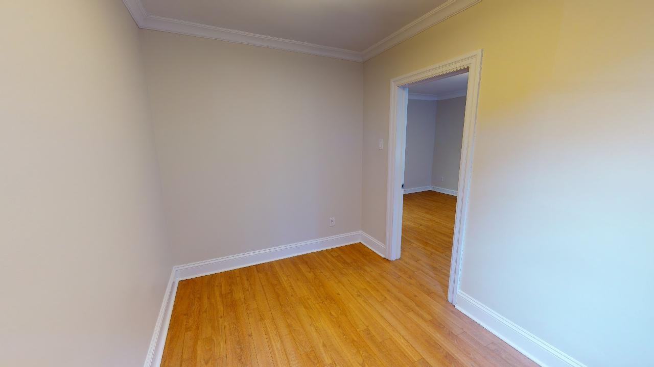 45 Somerset - Photo 7 of 10