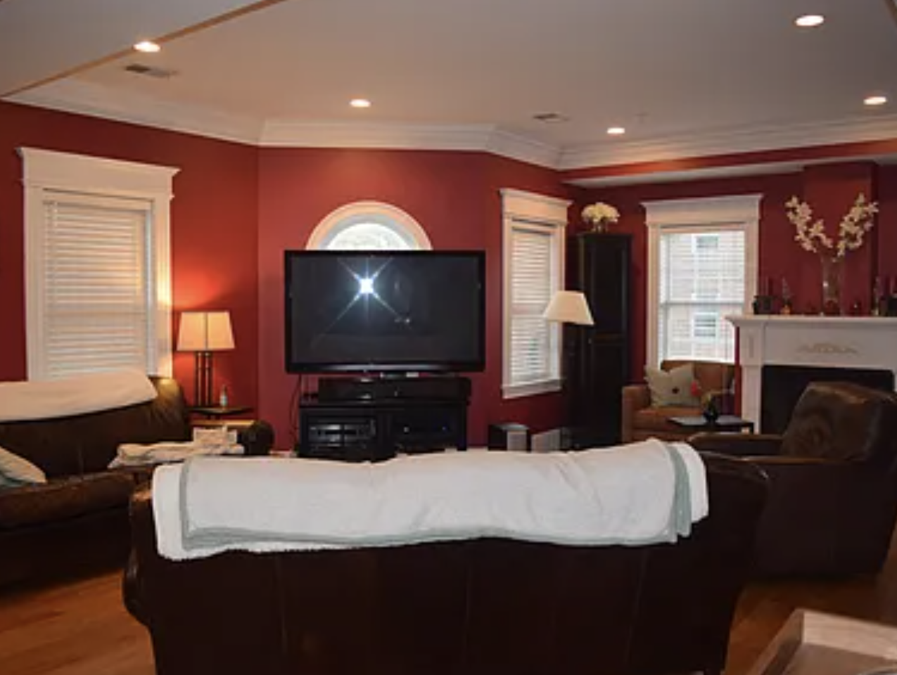 95 W 7th St #3 - Photo 3 of 9