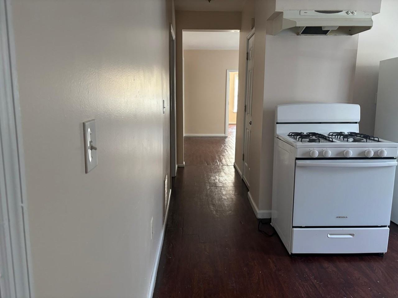 78 N Hamilton St #1 - Photo 5 of 8