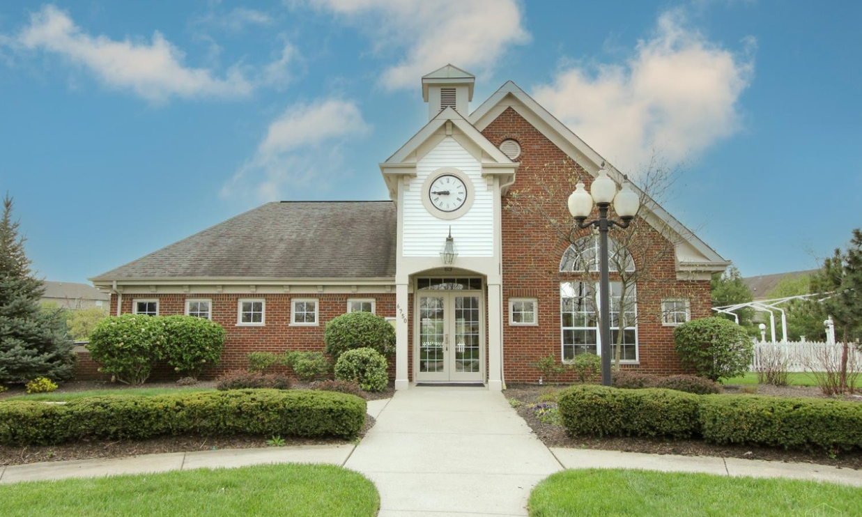 4427 Towneside Ct #NA - Photo 3 of 18