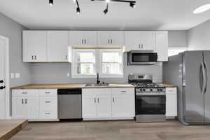 featured image of 3220 Clarendon Rd #1