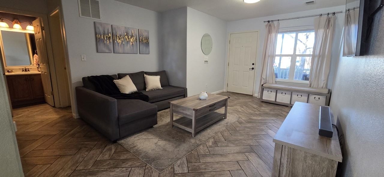 721 Waterglen Dr #H129 - Photo 3 of 18