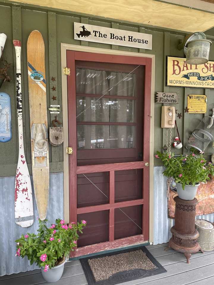 1116 W 17th St #B - Photo 3 of 21