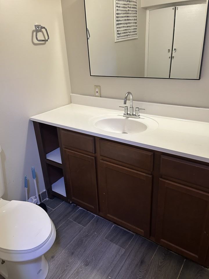 810 S Owens Ln #NA - Photo 6 of 8