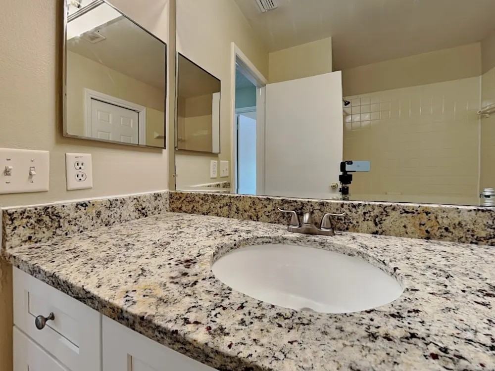 807 Benninger Dr #NA - Photo 5 of 10