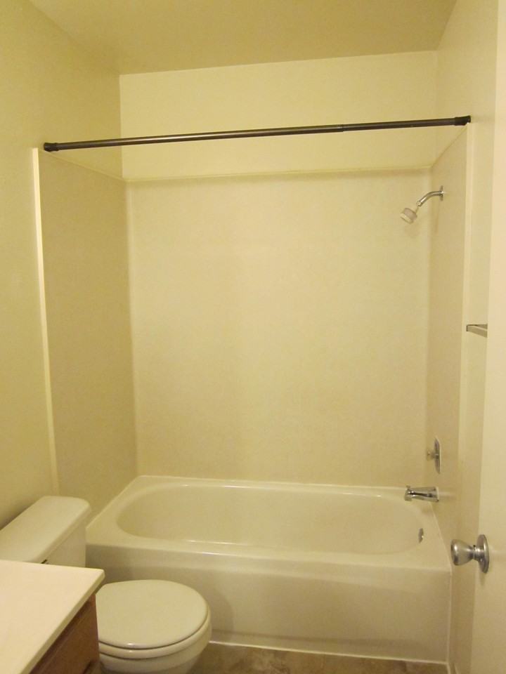 4647 N Chestnut Ave #118 - Photo 4 of 4