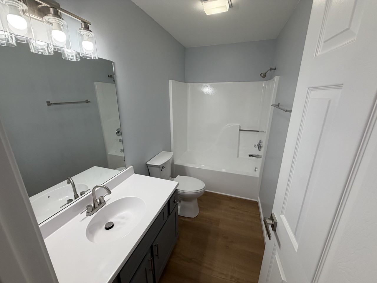 2530 Candlecrest Cir #2530 - Photo 5 of 17