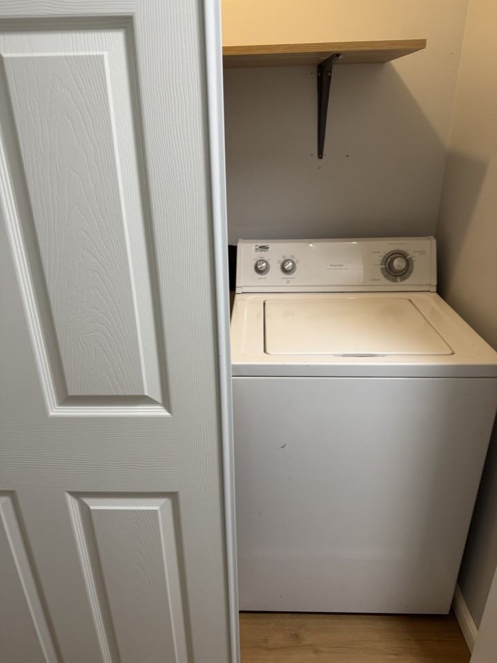 2530 Candlecrest Cir #2530 - Photo 7 of 17