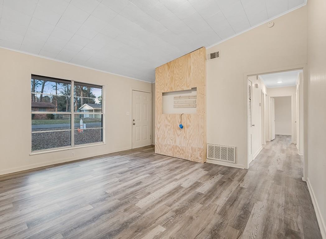 3007 Hollywood St #NA - Photo 4 of 16