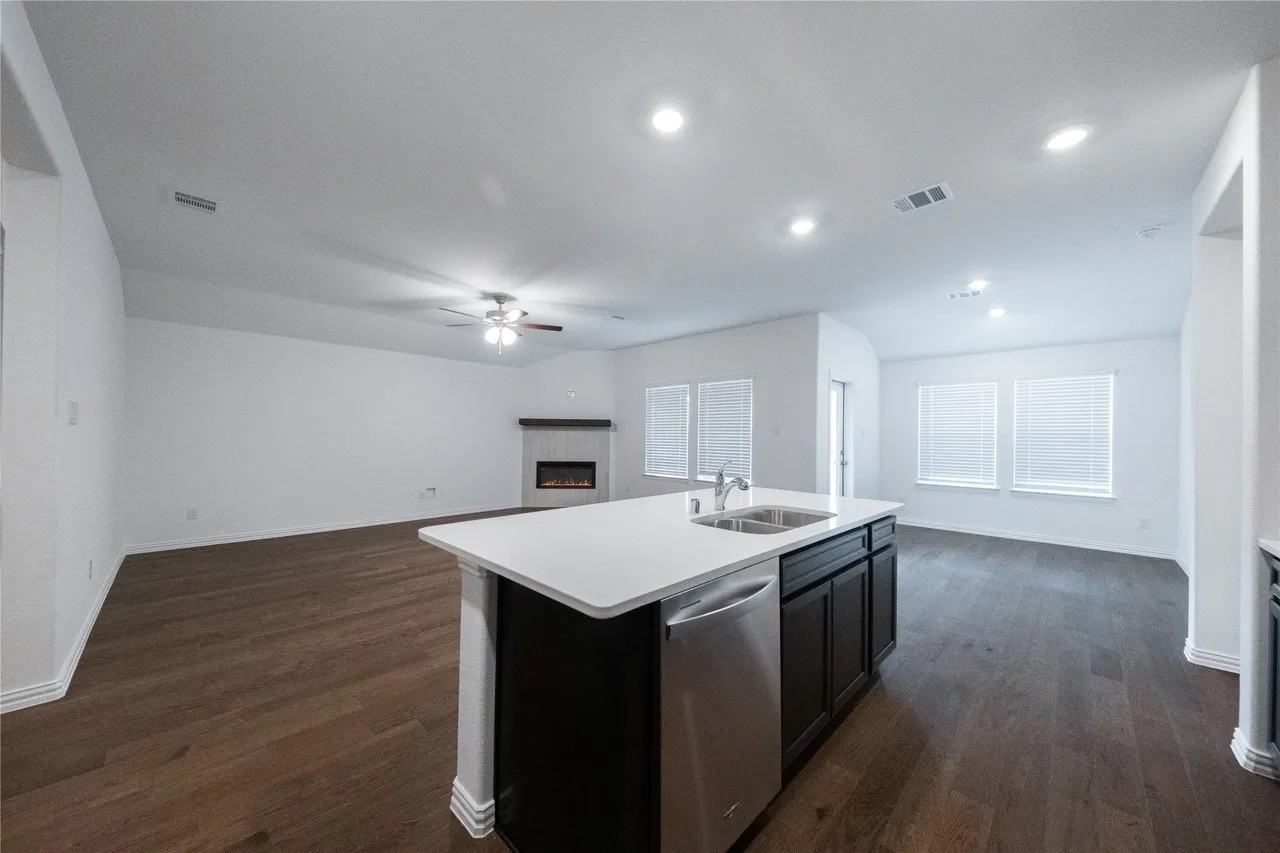 5509 Candlewood Dr #NA - Photo 6 of 17