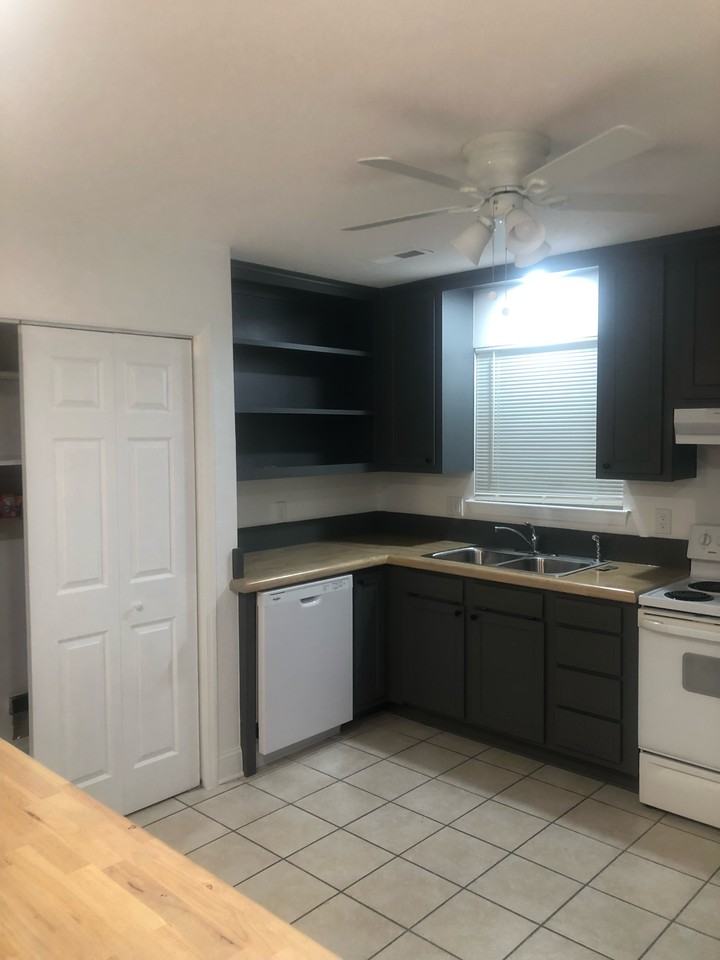 877 Donaldson Rd #NA - Photo 2 of 13