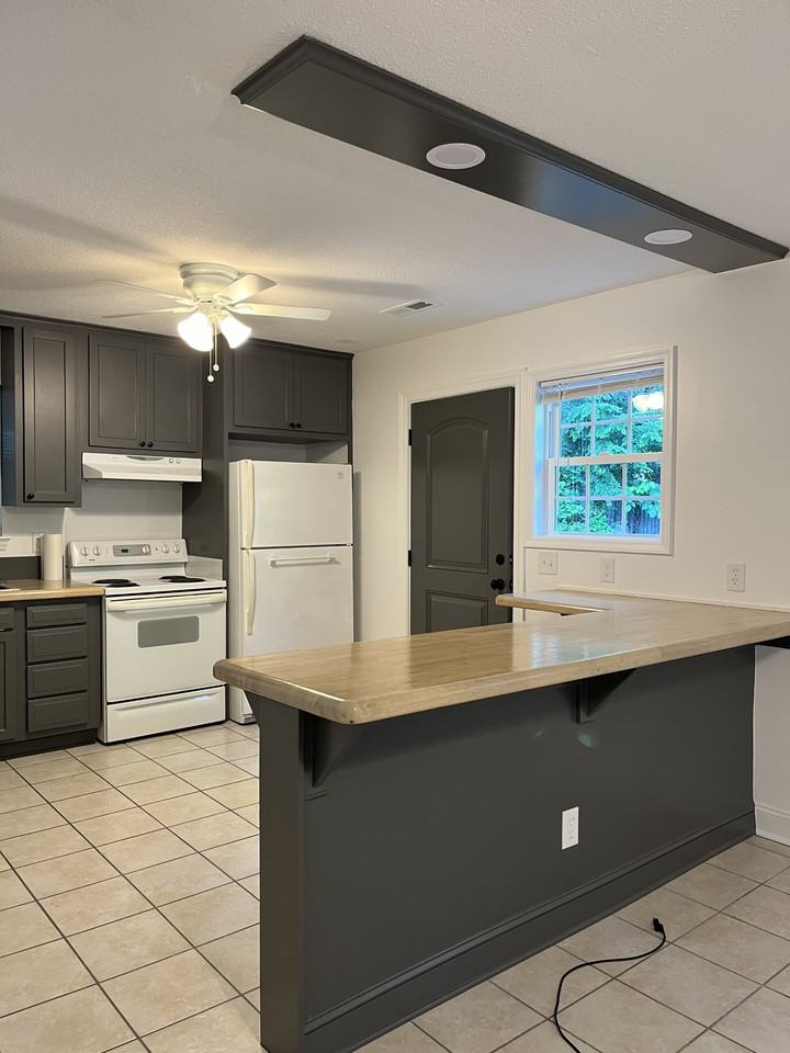 877 Donaldson Rd #NA - Photo 7 of 13