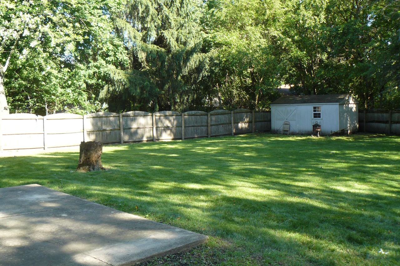 12 W Bailey Rd #NA - Photo 3 of 23