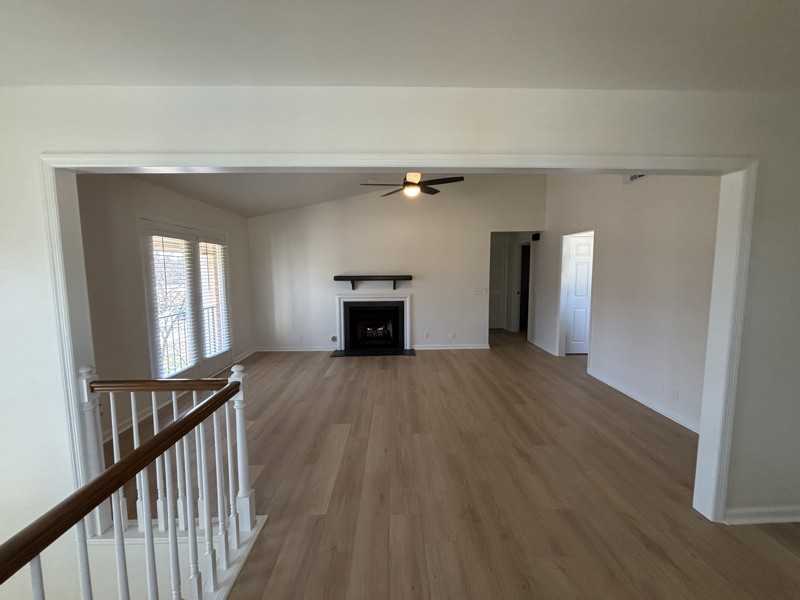 232 Cottage Pl - Photo 4 of 19