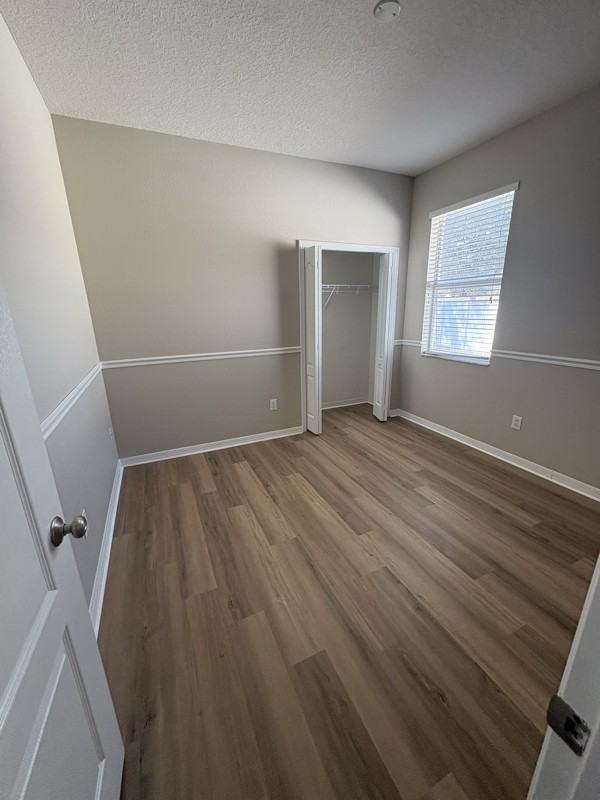 1106 Fennel Green Dr - Photo 4 of 23