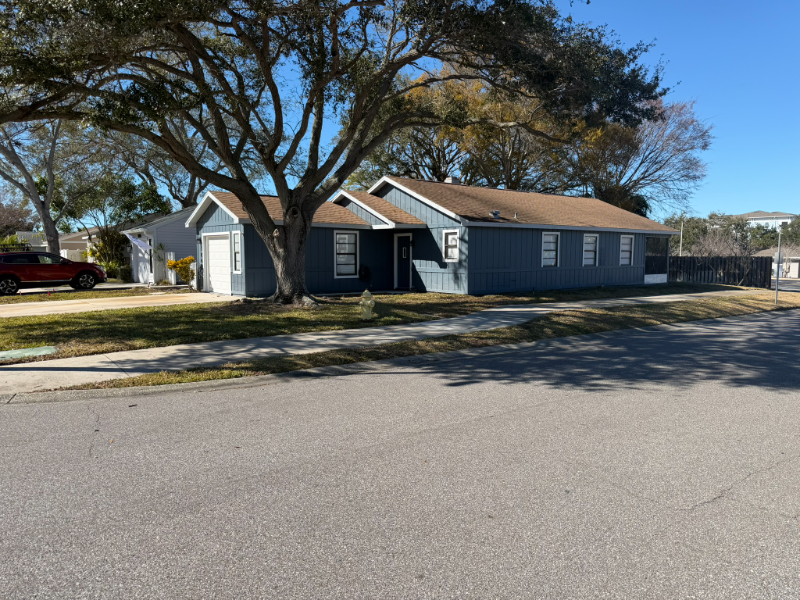 1042 Willowood Ln - Photo 2 of 14