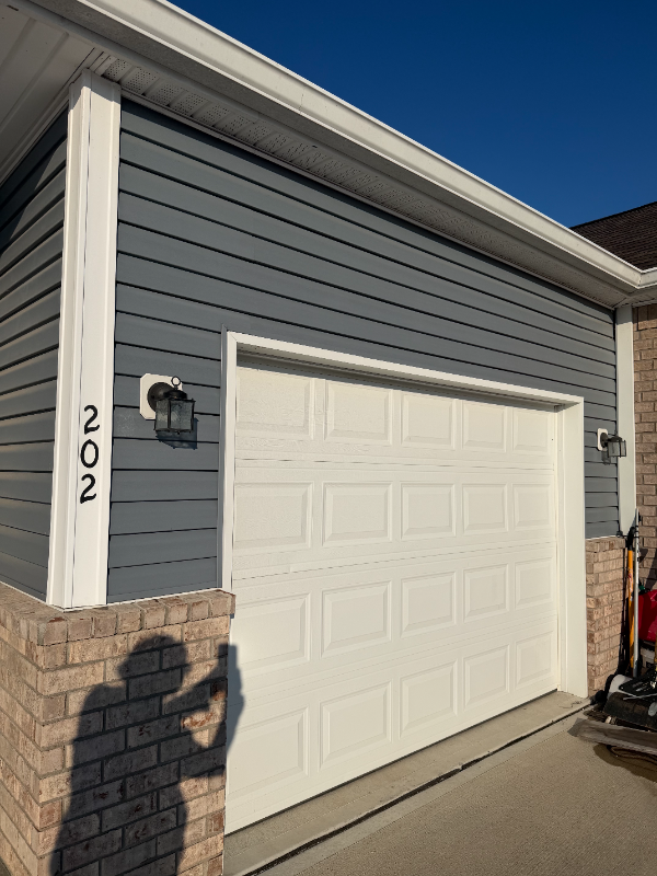 202 S West St #202 - Photo 2 of 12