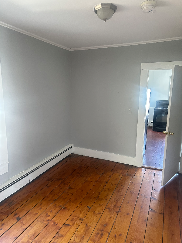 608 Wood Ave #1 - Photo 5 of 10