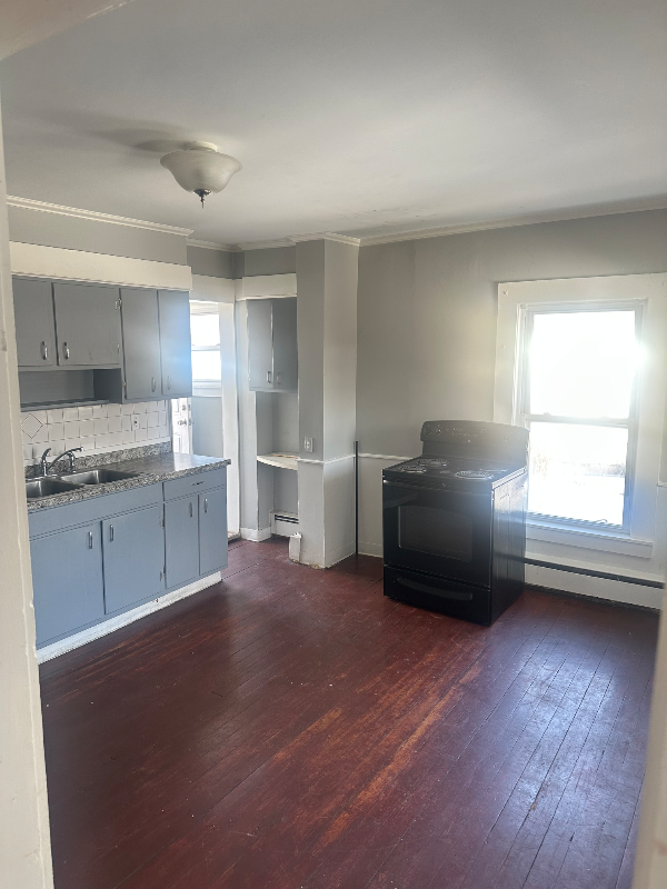 608 Wood Ave #1 - Photo 6 of 10