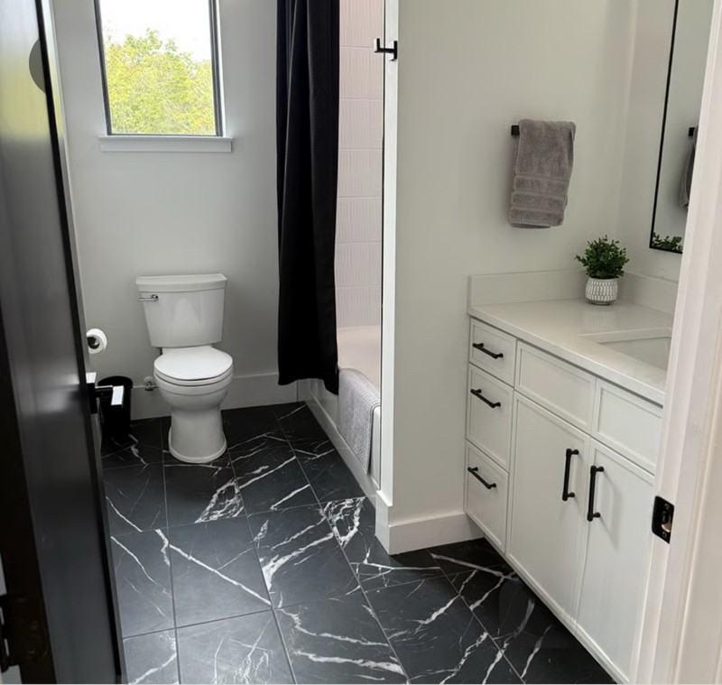 1003 Paradise City Blvd - Photo 3 of 5