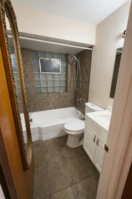 1295 Chambers Rd - Photo 6 of 17