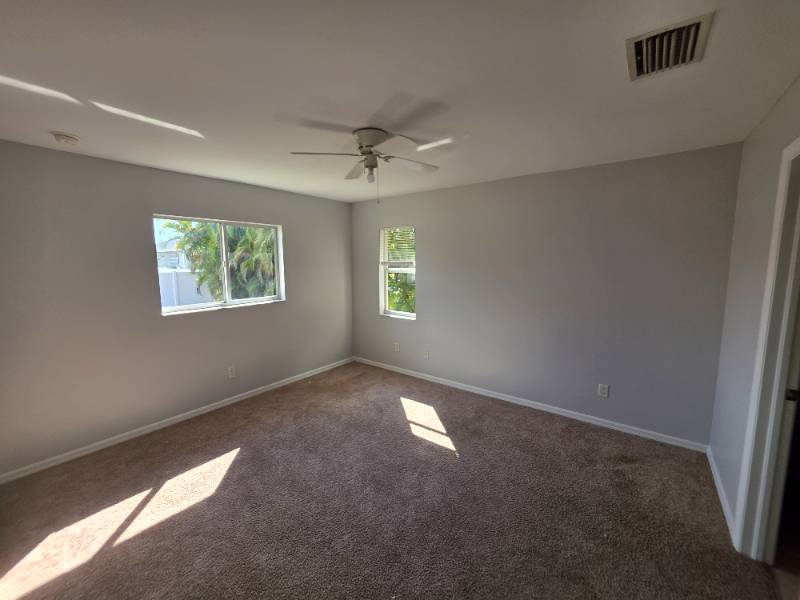 1618 Sw 19th St - Photo 7 of 15