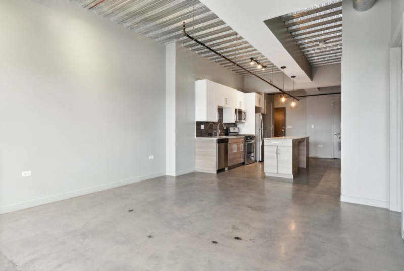 1213 N Honore St #6 - Photo 2 of 8