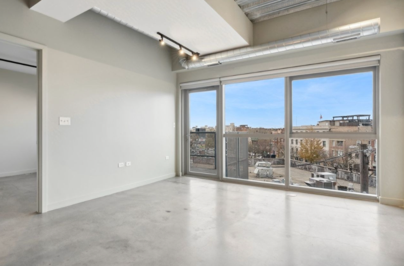 1213 N Honore St #6 - Photo 4 of 8