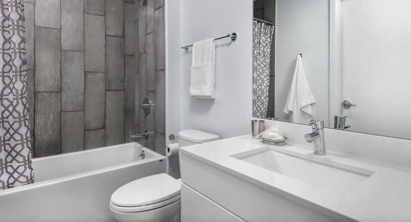 1213 N Honore St #6 - Photo 7 of 8