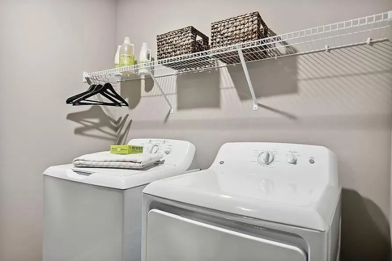 20065 62nd Pl - Photo 4 of 12