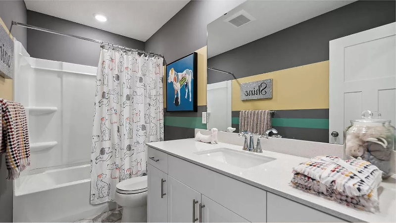 20065 62nd Pl - Photo 6 of 12