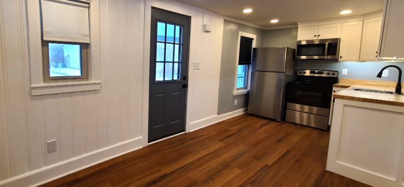 287 Main St - Photo 2 of 16