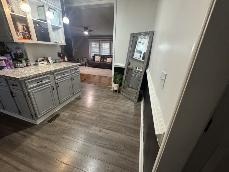 Stash - Photo 3 of 15