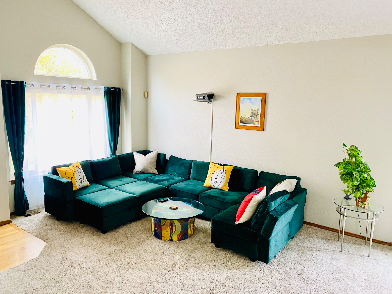 2130 Silkwood Dr - Photo 2 of 20