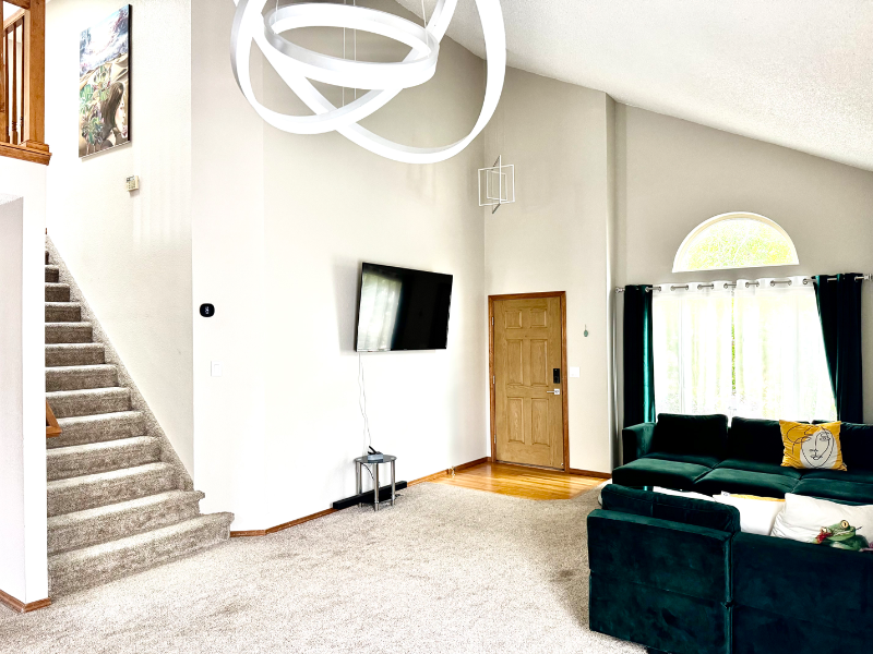 2130 Silkwood Dr - Photo 6 of 20