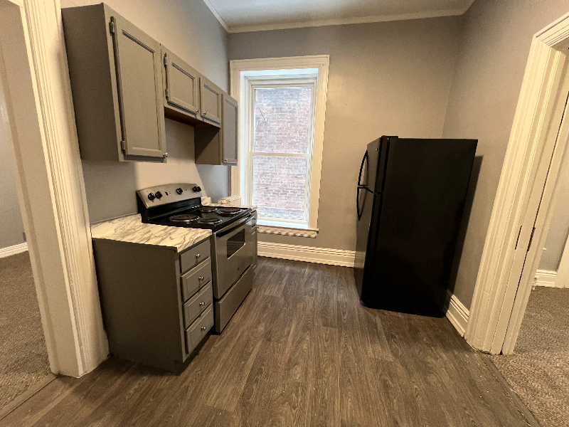 176 Remsen St - Photo 7 of 12