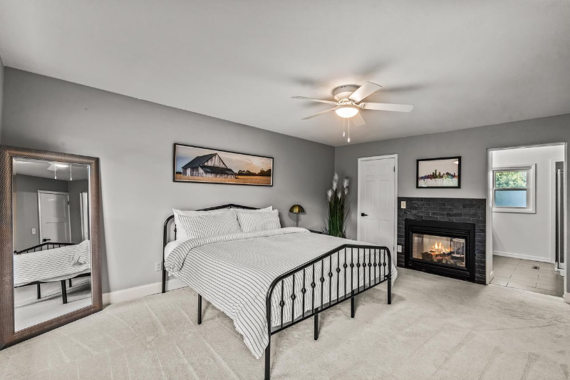 421 W Lloyd St - Photo 7 of 20