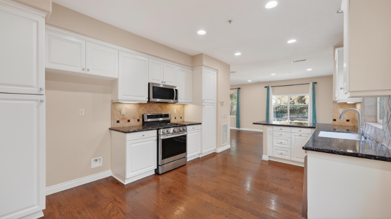 63 Potters Bnd - Photo 7 of 20