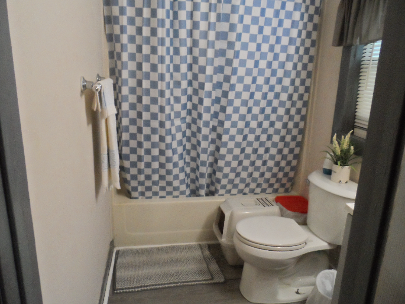 8716 Hurst Ave - Photo 2 of 11