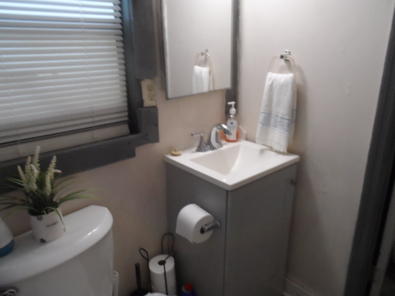 8716 Hurst Ave - Photo 3 of 11