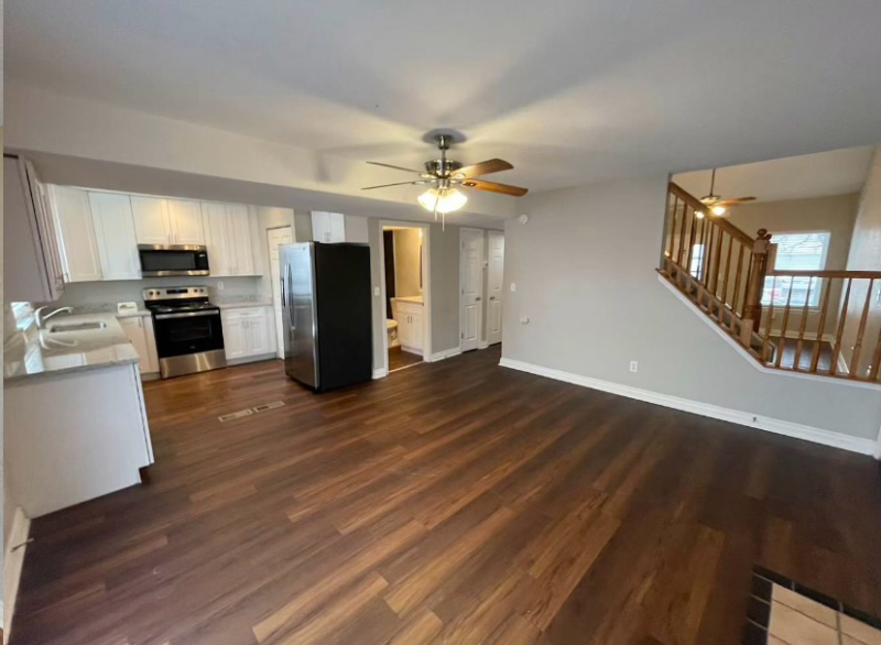 4020 S Fundy Way #B - Photo 3 of 5