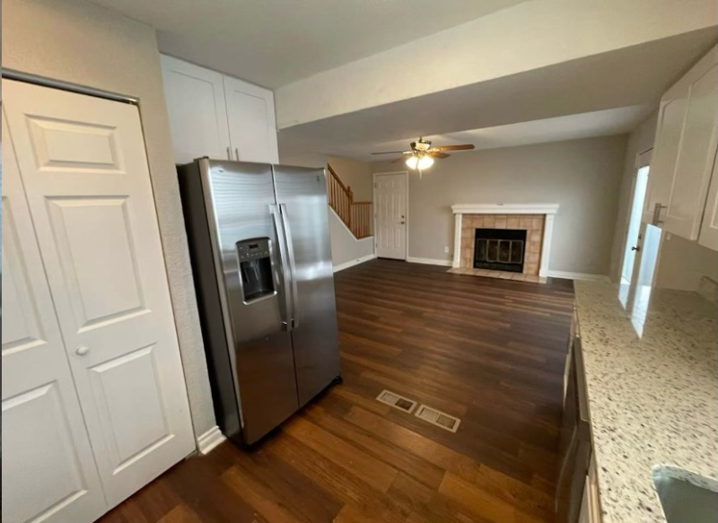 4020 S Fundy Way #B - Photo 4 of 5